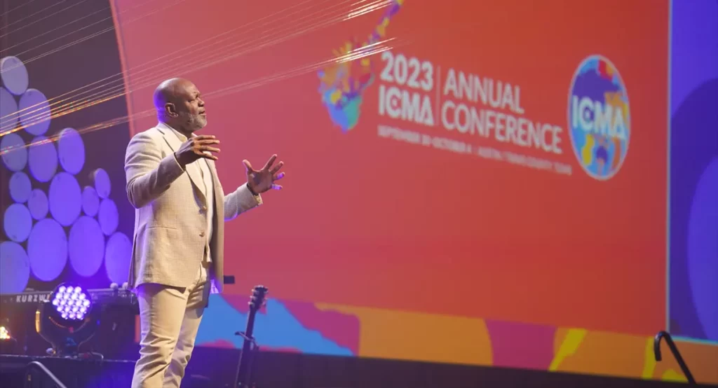 Former NFL Player Emmit Smith at a paid appearance at the ICMA 2023 Conference. 