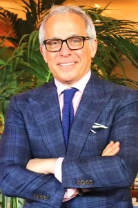 Geoffrey Zakarian Headshot