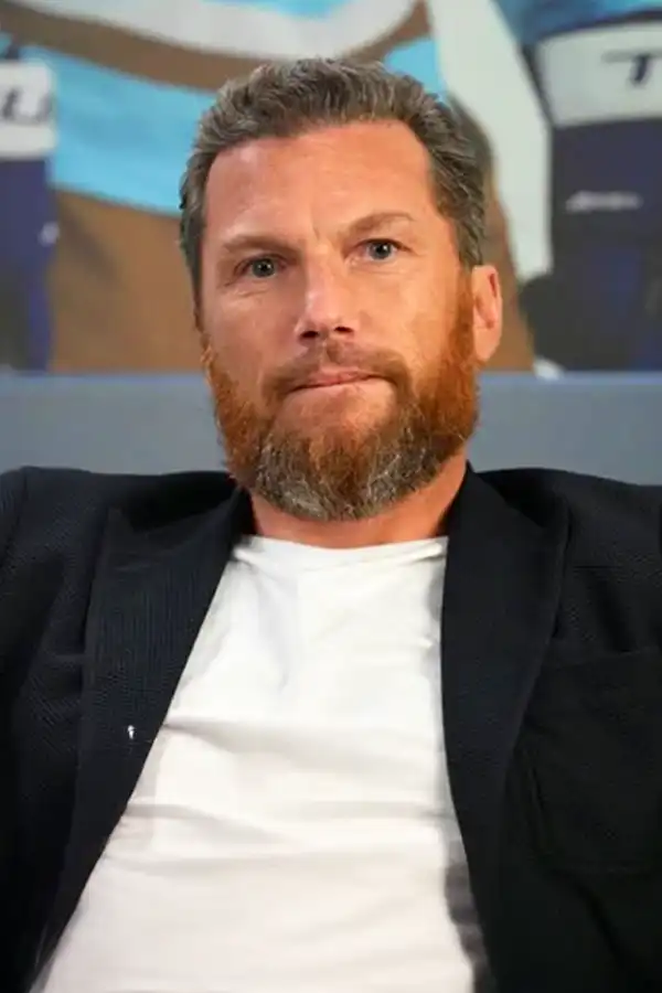 Sean Avery Headshot