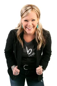 Erin Hatzikostas Headshot