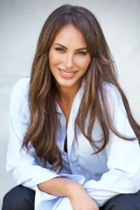 Molly Bloom Headshot